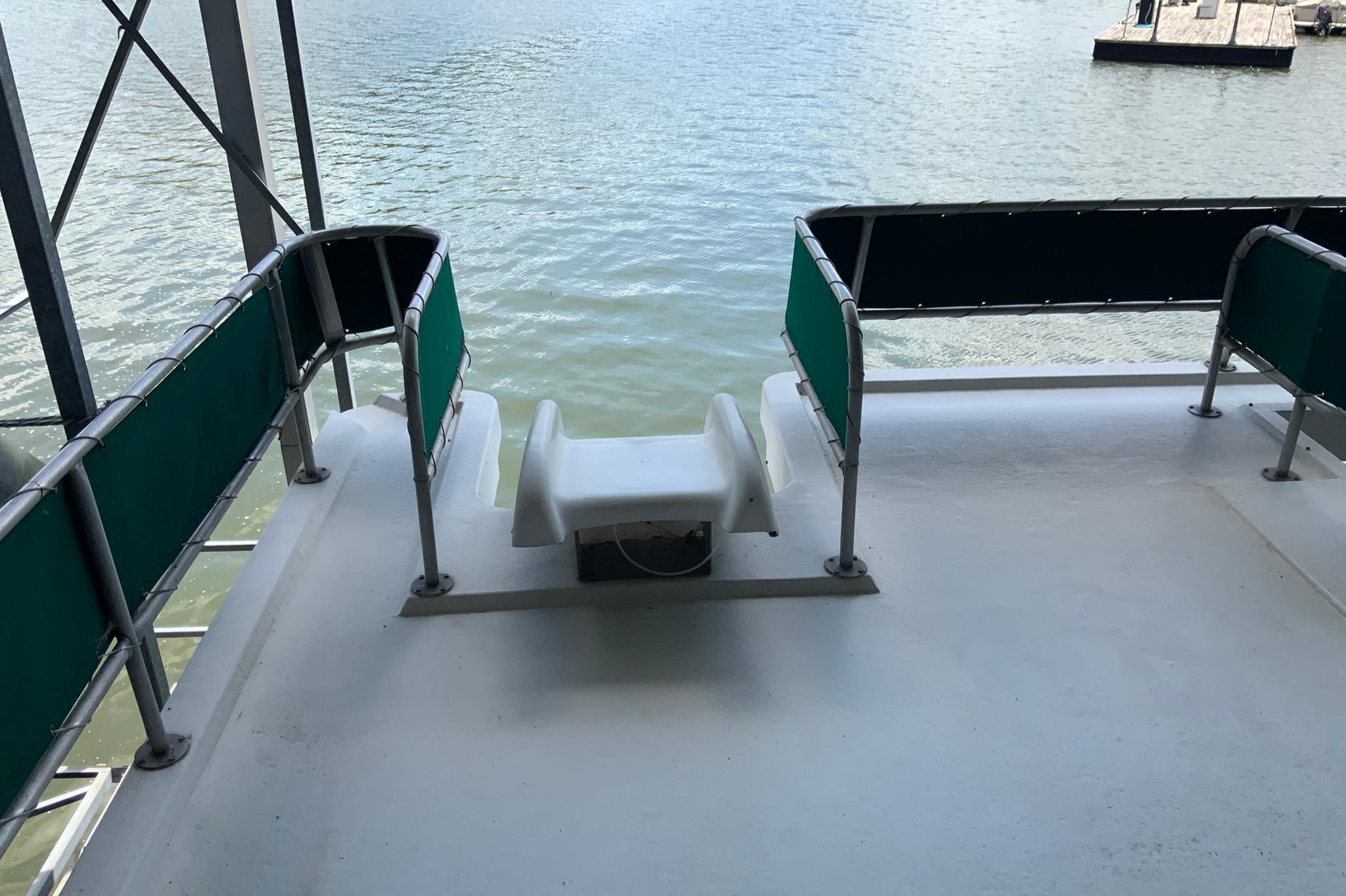 1997-lakeview-16-x-65-power-9745950-20250602140631676-1_XLARGE