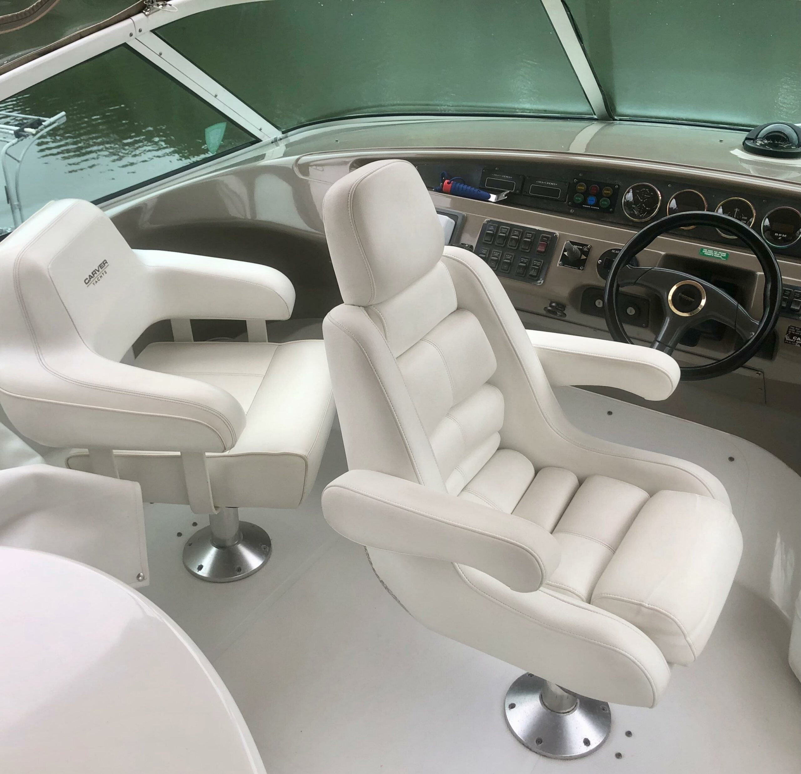 2000-carver-450-voyager-pilothouse-power-9786296-20250507170824762-1_XLARGE