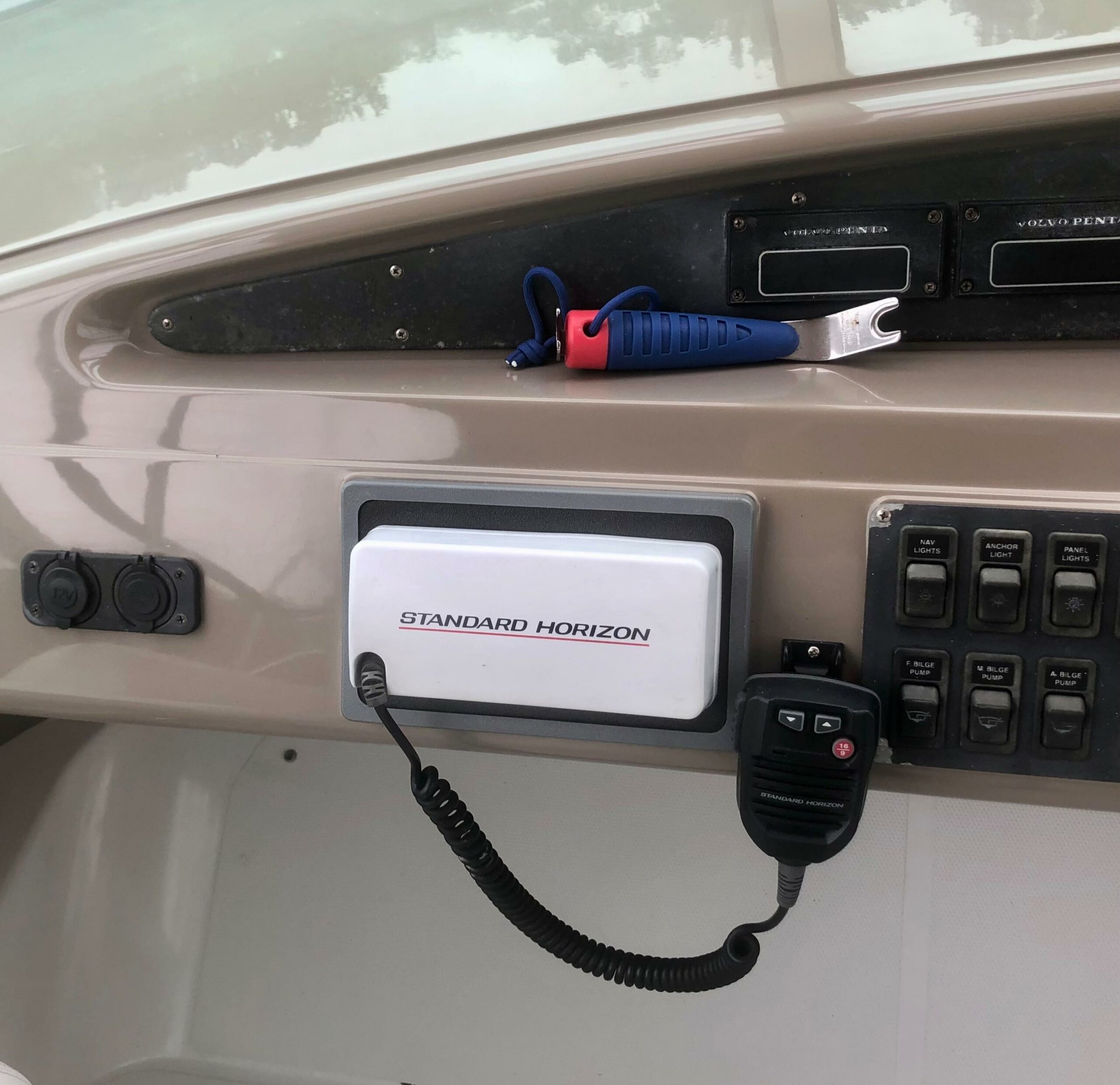 2000-carver-450-voyager-pilothouse-power-9786296-20250507170827454-1_XLARGE-1