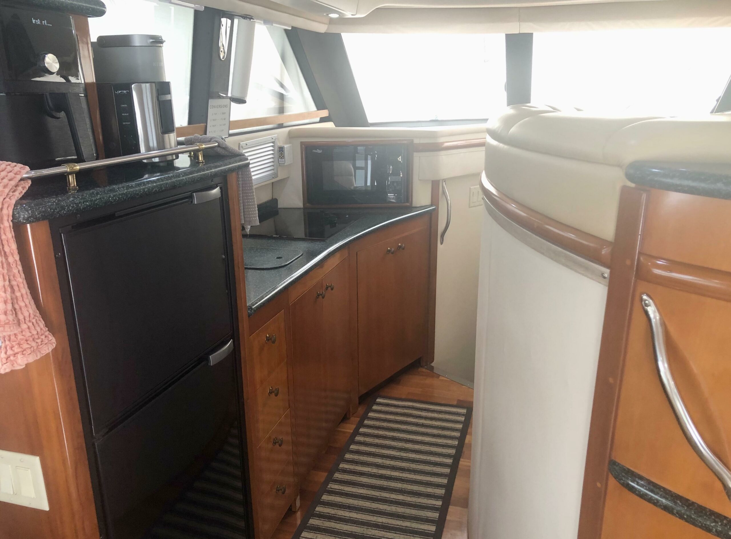 2000-carver-450-voyager-pilothouse-power-9786296-20250507171618692-1_XLARGE