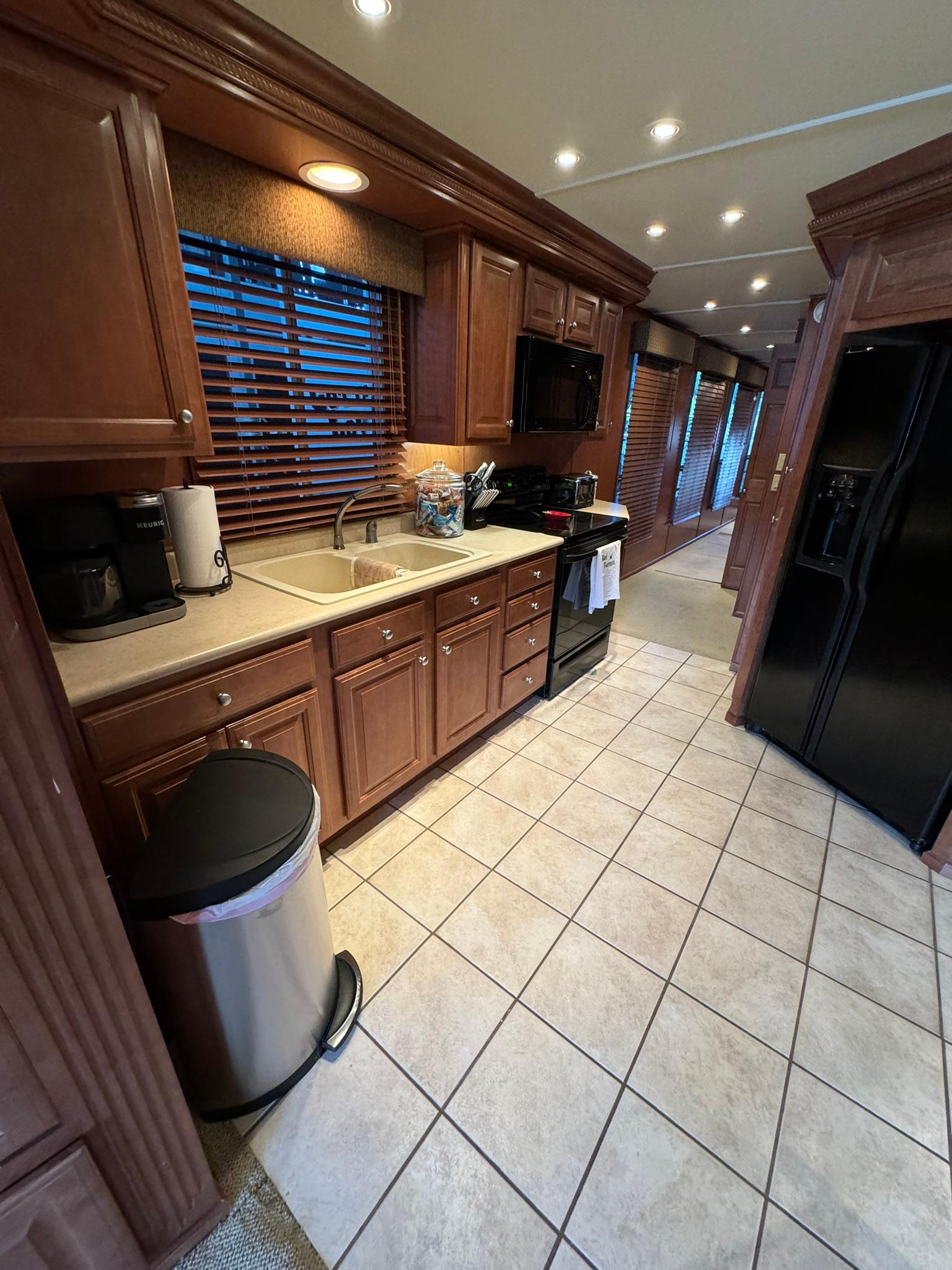 2003-sharpe-75-houseboat-power-9396002-20240529131402436-1_XLARGE