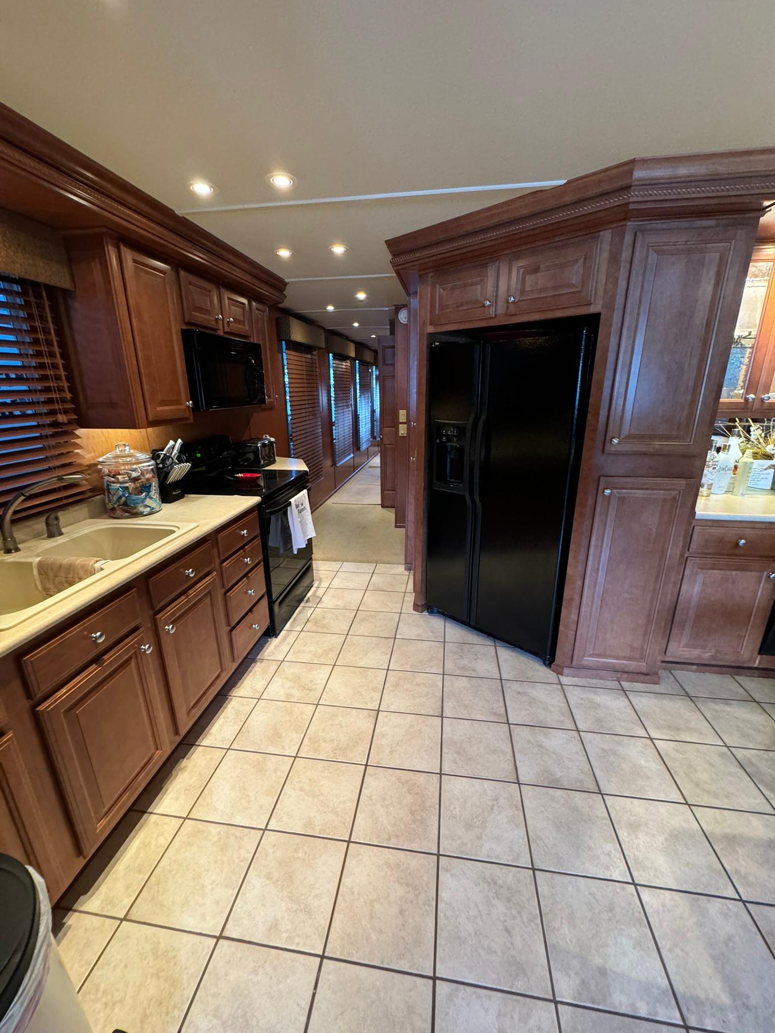 2003-sharpe-75-houseboat-power-9396002-20240529131404310-1_XLARGE