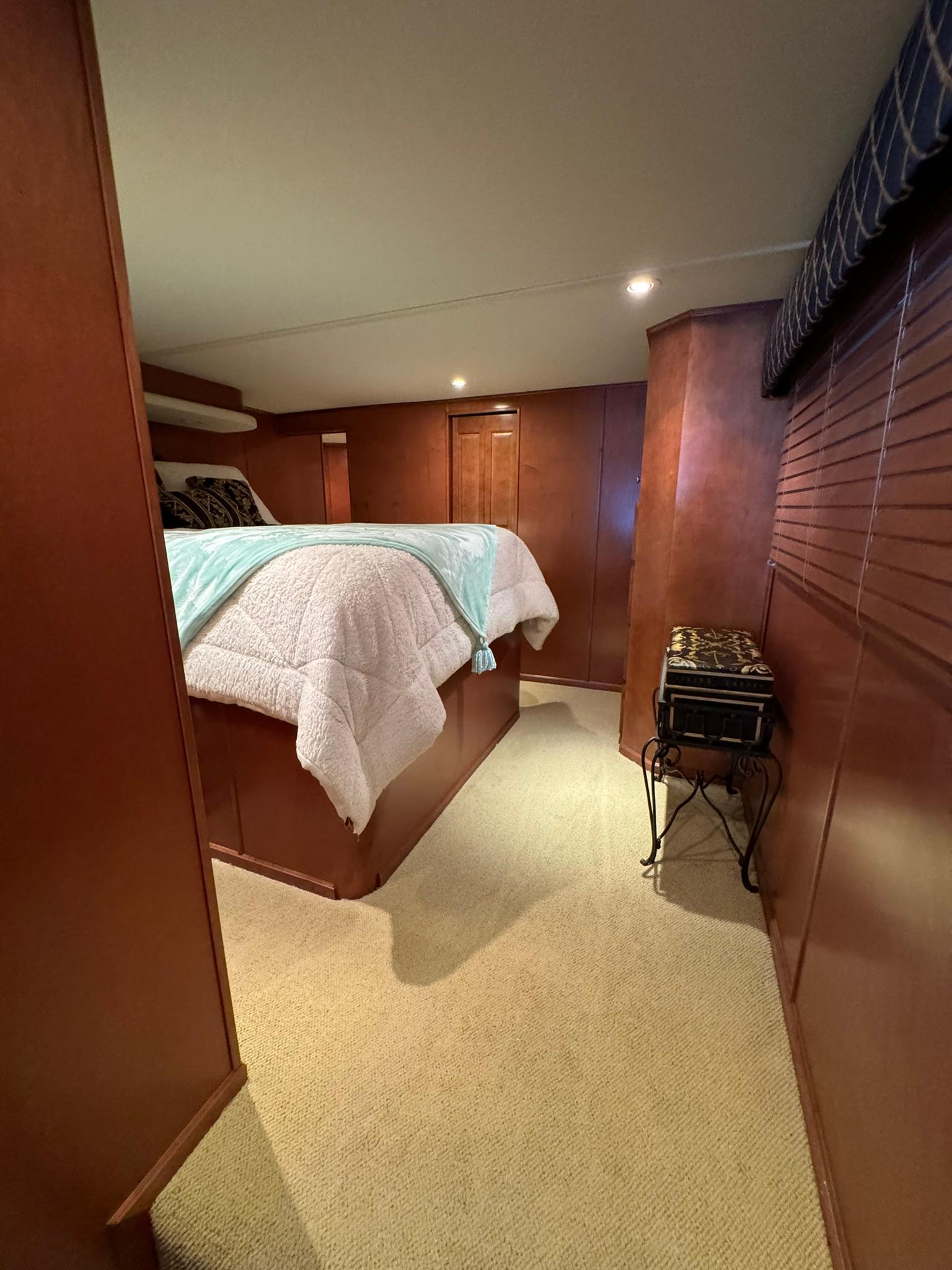 2003-sharpe-75-houseboat-power-9396002-20240529131408483-1_XLARGE