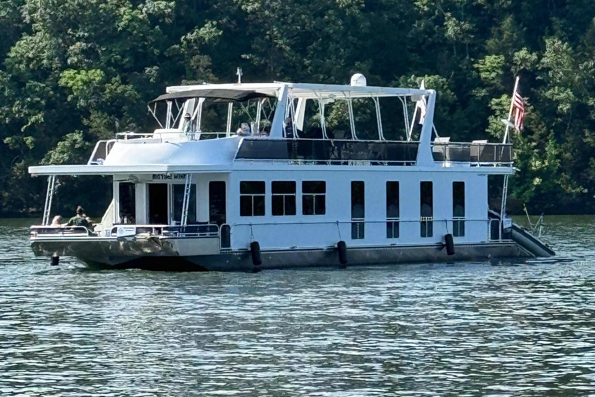2018-sumerset-show-boat-power-9443462-20240625143205508-1_XLARGE