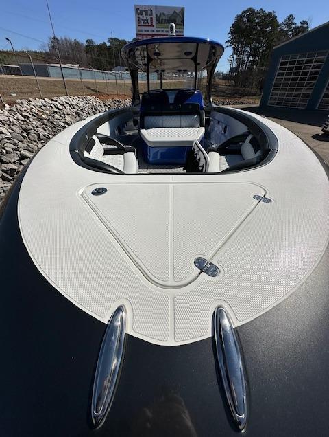 2019-mystic-powerboats-m4200-power-9727637-20250325110001657-1_XLARGE