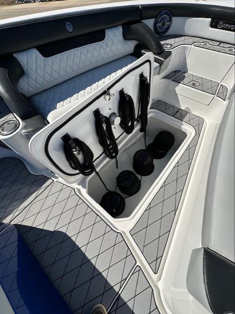 2019-mystic-powerboats-m4200-power-9727637-20250325110012888-1_XLARGE