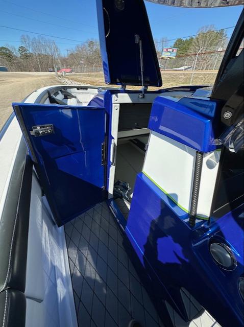2019-mystic-powerboats-m4200-power-9727637-20250325110024991-1_XLARGE