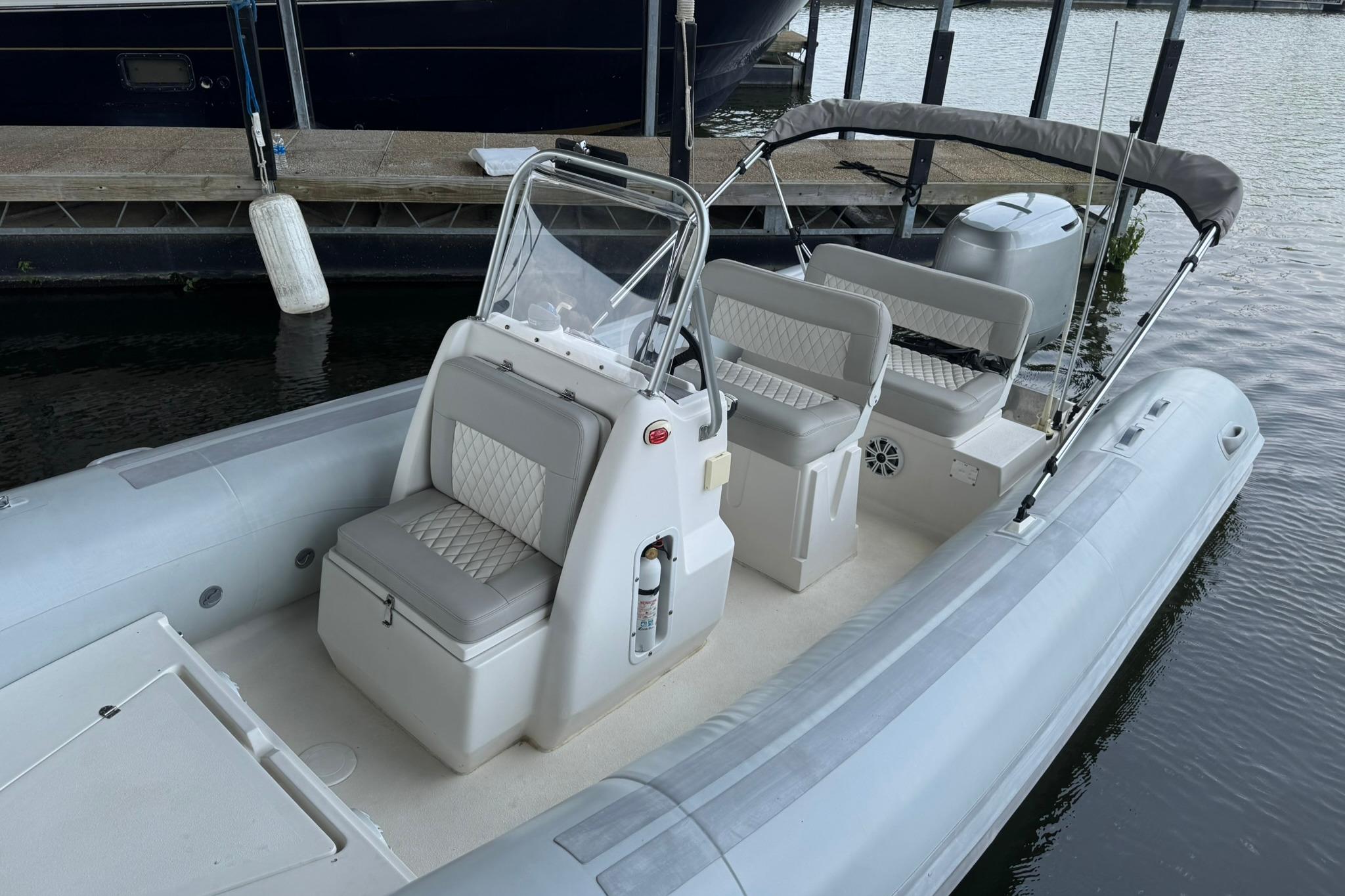 2004-ab-inflatables-570-vst-power-9836654-20250612071058249-1_XLARGE